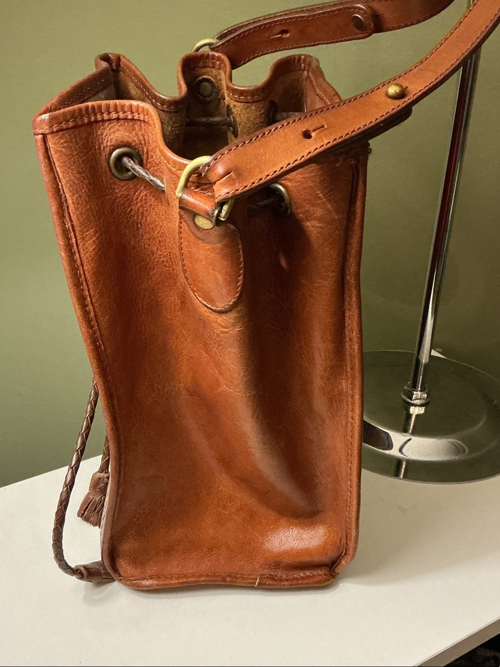 Brahmin Vintage Brown Textured Leather Drawstring Bucket Shoulder Bag GUC - Picture 2 of 8